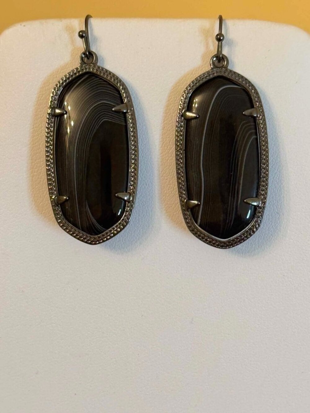 Kendra Scott Gunmetal Elle in Black Banded Agate
